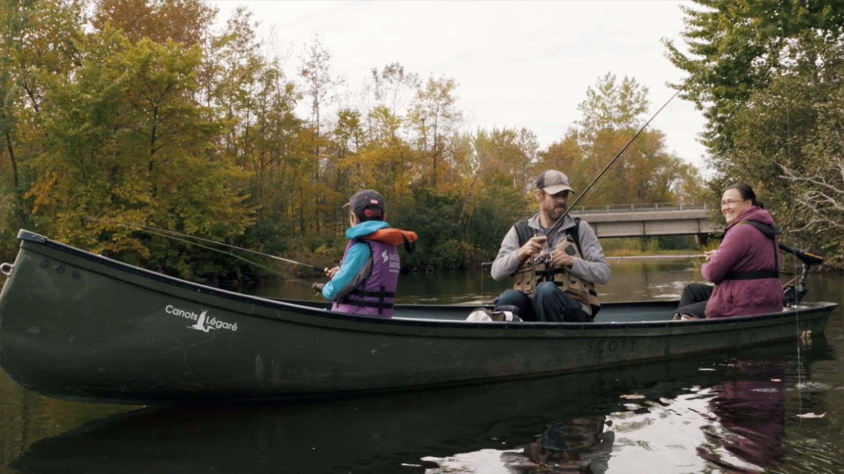 Location canot pour la pêche en famille chez Canots Légaré